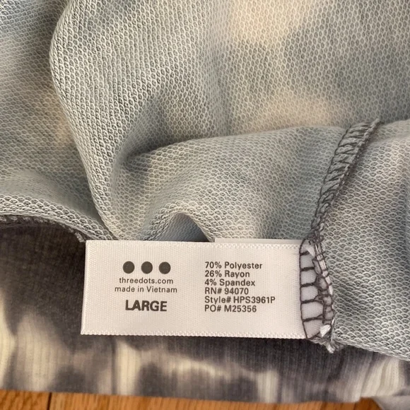 29. Three Dots Tie Dye Crewneck $128 MSRP NWT - Picture 5 of 5